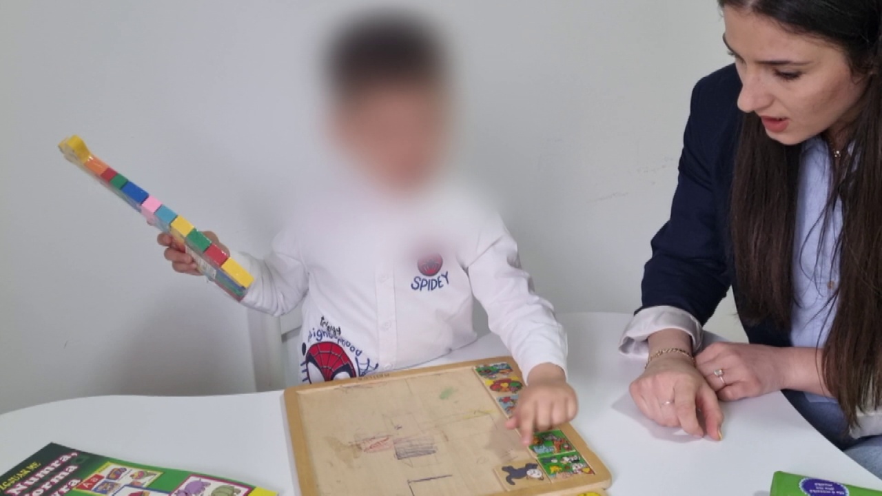 Autizmi kërkon vëmendje  Rriten rastet e diagnostikuara  prindërit dhe specialistët kërkojnë më shumë mbështetje