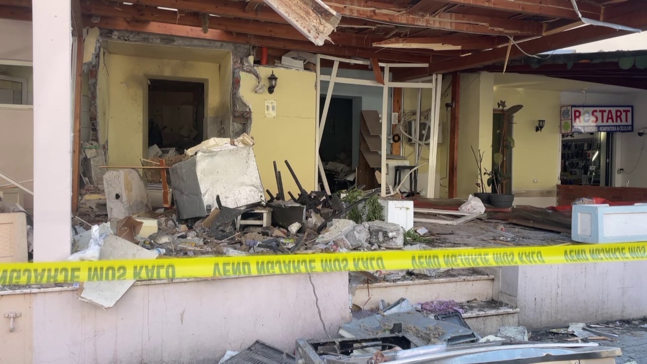 Frika nga bombolat e gazit   Shpërthimi i fundit në Lezhë  ekspertët  Pak sekonda mund të bëjnë diferencën