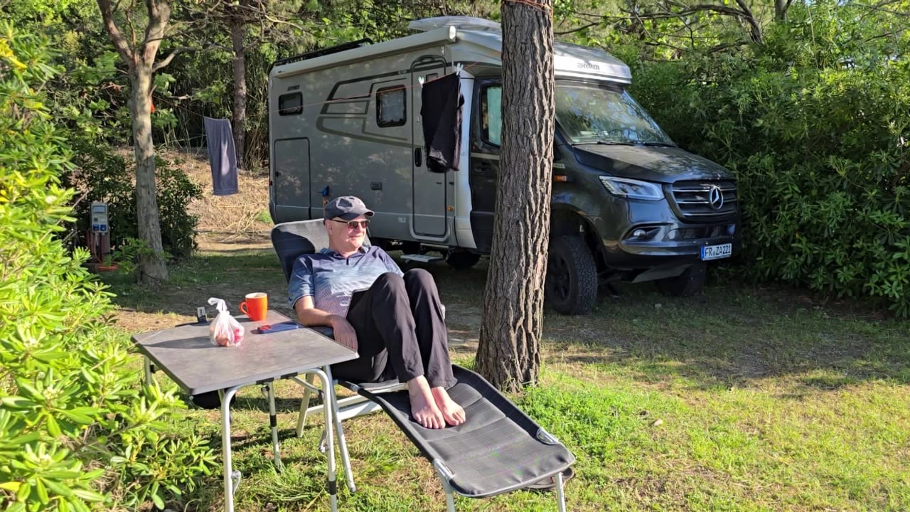 Gjermanë e francezë me  shtëpi  në Durrës  Shtohen pushuesit që vijnë me kamper  të huajt  Vend i qetë  por duhet më shumë pastërti