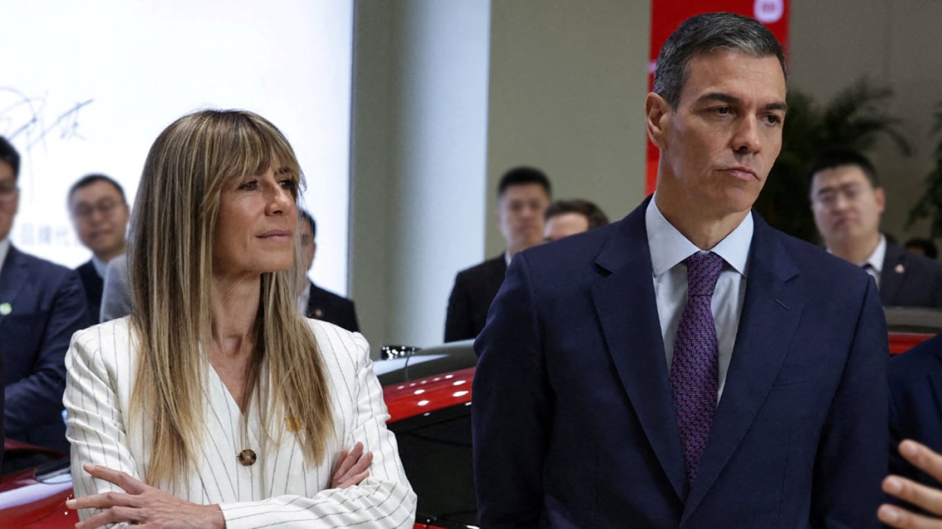 Gjykata në Madrid çon në gjyq bashkëshorten e kryeministrit spanjoll  Sánchez  Akuza të pabaza dhe politike