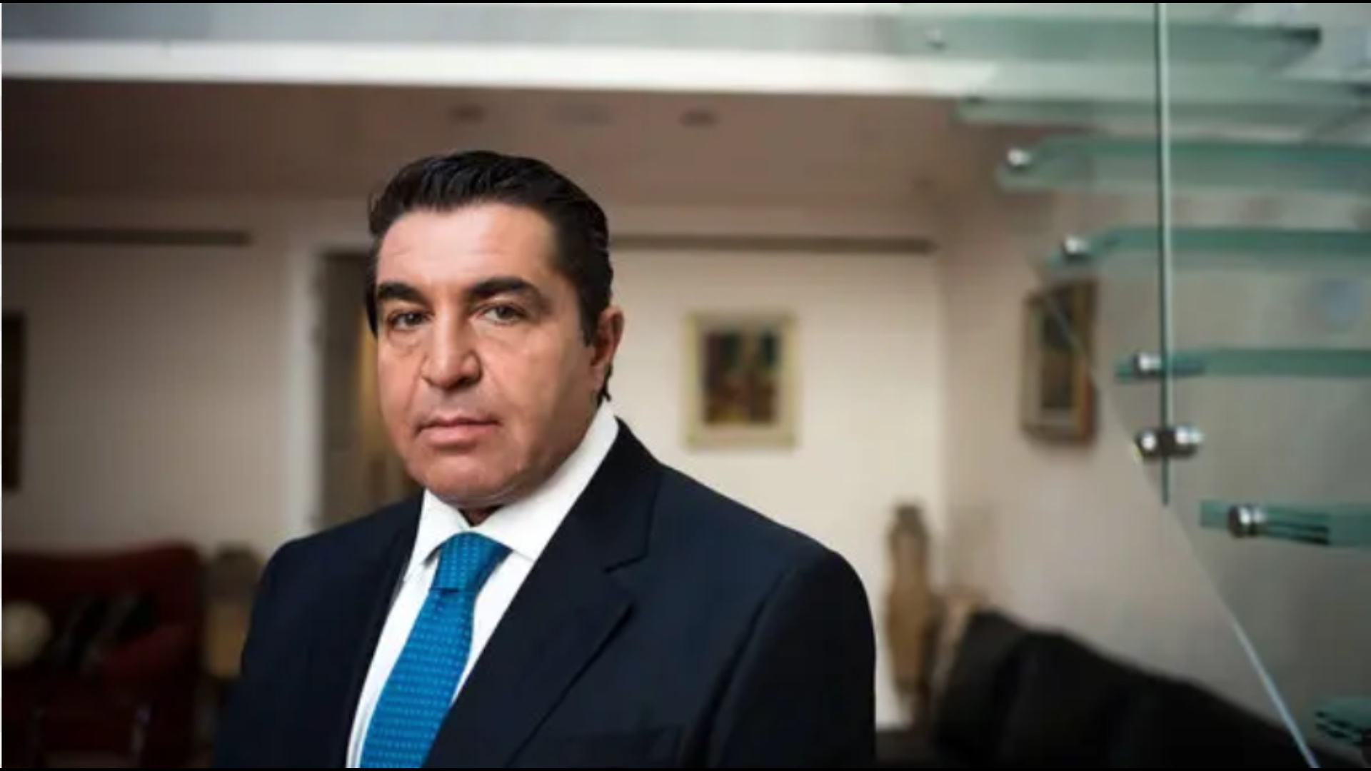 I dërguari i Trump  Zampolli këmbëngul  E kam zemrën e kaltër  ndoshta dhe Abodi e ëndërron Italinë në Botëror