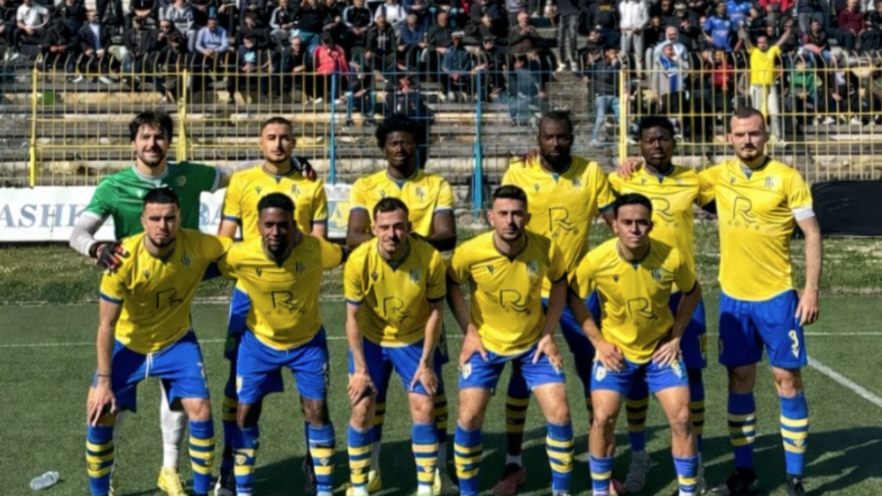 vendimi-i-fshf-se-per-vendin-vakant-ne-kategorine-e-pare-klubi-shqiptar-ben-gati-denoncimin-ne-cas-kemi-larguar-lojtare-s-mund-te-thone-tani