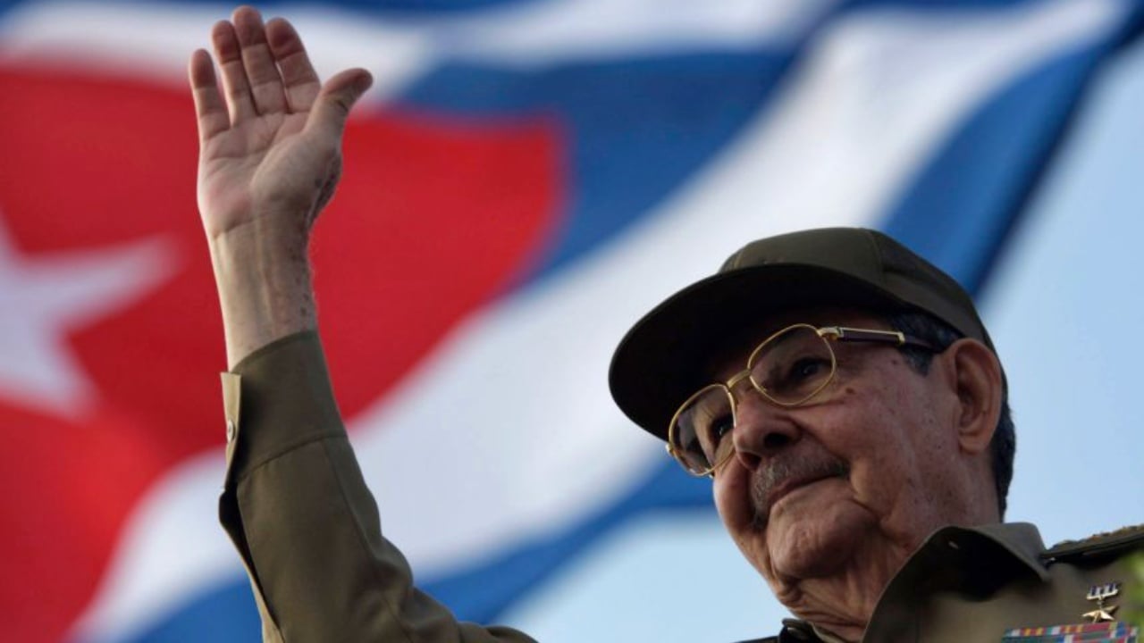 Castro si Maduro  Reuters  SHBA po përgatit aktakuzë për ish liderin e Kubës