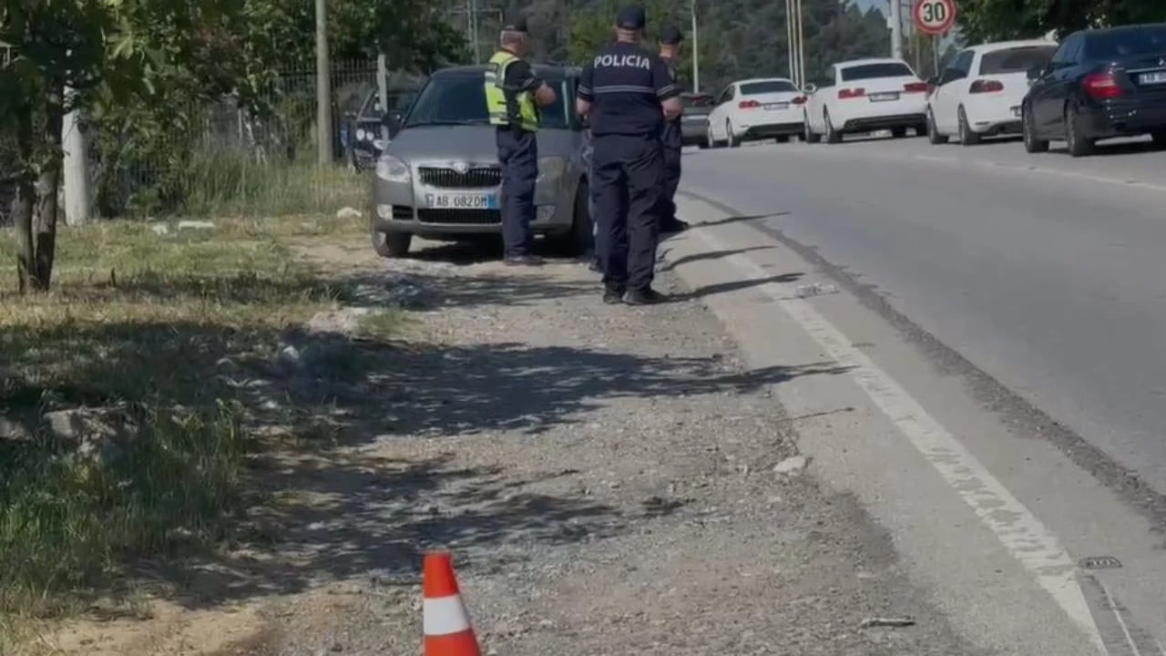 perplasi-per-vdekje-femijen-7-vjecar-ne-elbasan-arrestohet-regjisori-petri-bozo-deshmia-isha-me-shpejtesi-te-ulet