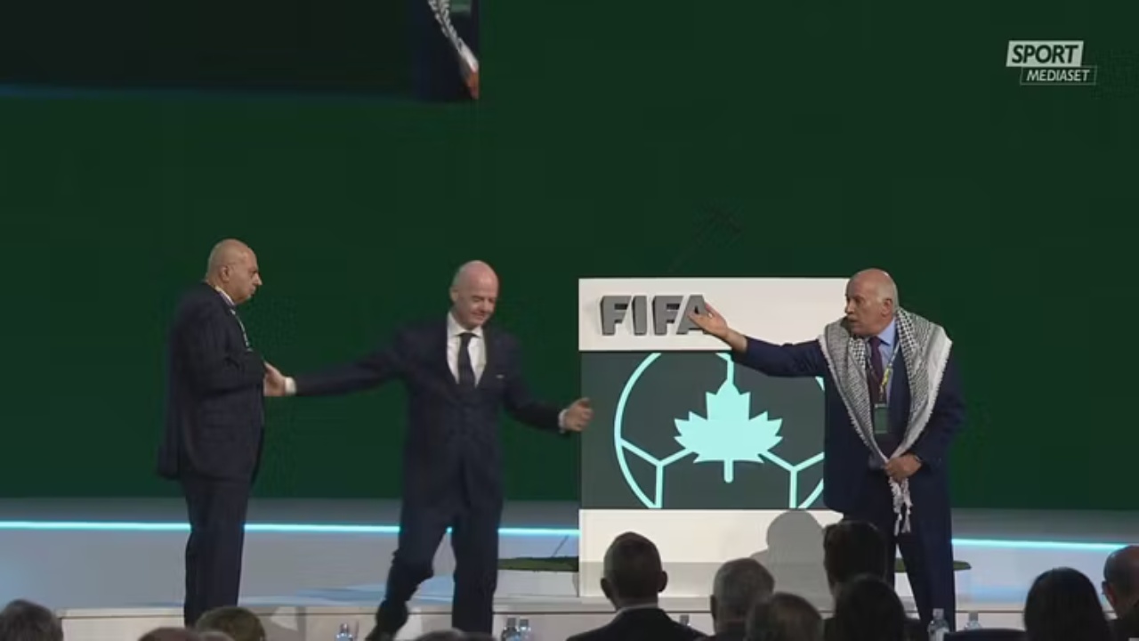 Izraeli dhe Palestina bashkë në kongresin e FIFA s  shpërthen tensioni  refuzohet shtrëngimi i duarve