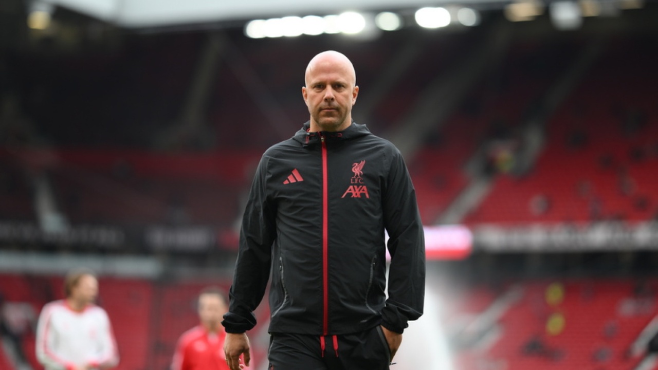 Slot shprehet i bindur  Besoj se do të jem në stolin e Liverpoolit edhe sezonin e ardhshëm