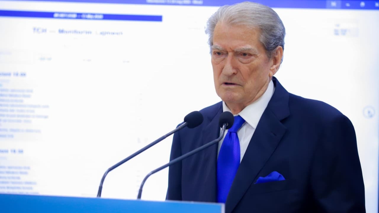 A do të jesh kandidat për kryeministër në 2029  Berisha  Një miku im 95 vjeç po e drejton me sukses të plotë qeverinë e tij