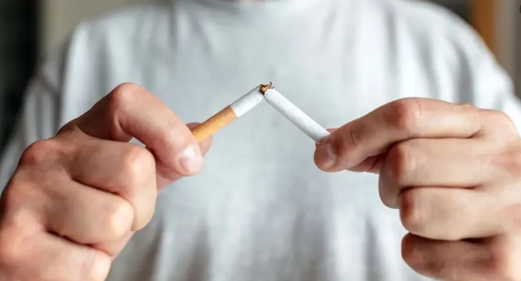 Përdorimi i nikotinës në Suedi ndryshon formë  rritje e fortë e snusit dhe cigareve elektronike