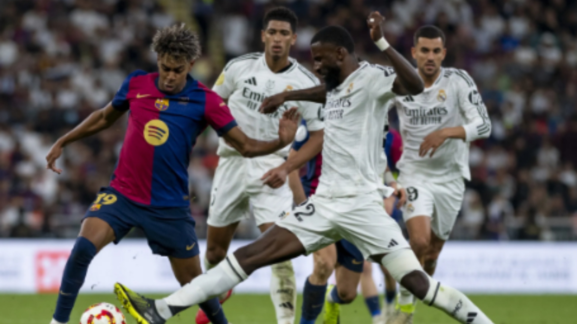 Drejt Barcelona Real Madrid  La Liga bëhet gati për një  El Clasico  historik