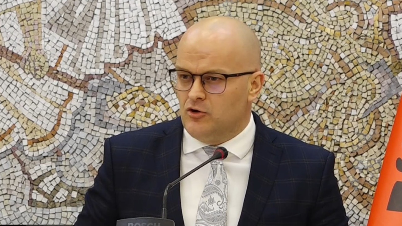 bashkepunetoret-e-drejtesise-gjyqtari-florjan-kalaja-ligjet-pa-koherence-nevoje-per-ndryshime-dhe-qasje-me-te-qarte