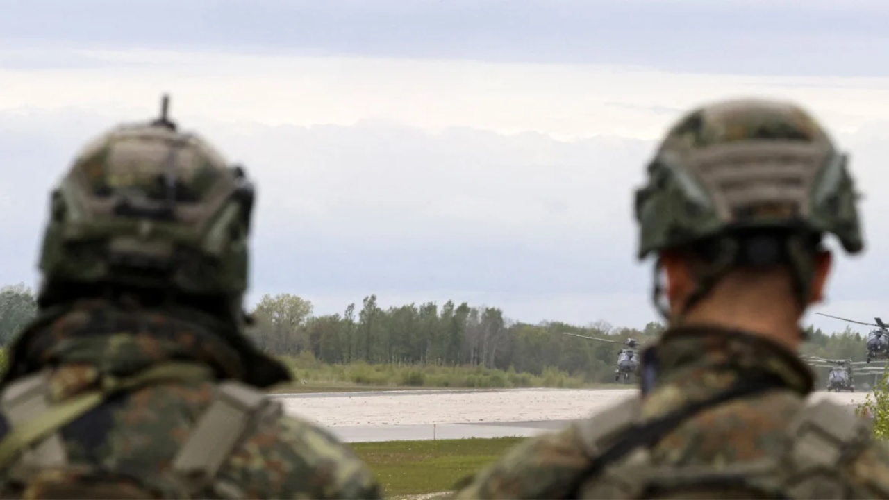 Sulmohen verbalisht dhe fizikisht dy ushtarë gjermanë në Holandë  agresorët e maskuar brohorisnin slogane anti NATO