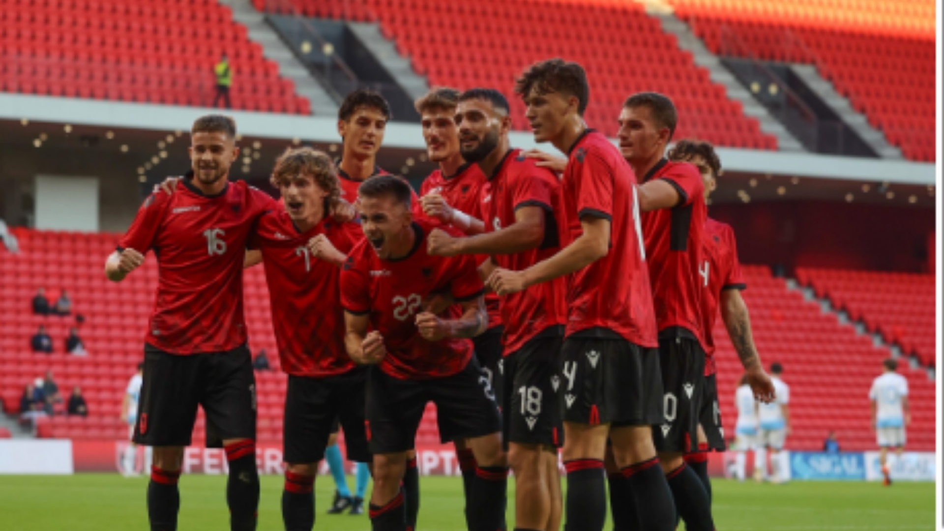 Jo vetëm Italia  Kombëtarja U21  miqësore dhe me Slloveninë në muajin qershor