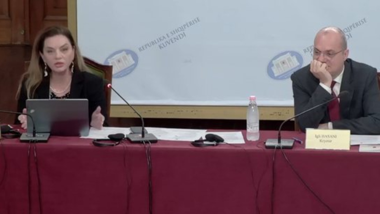  Presim dritën jeshile për mbylljen e negociatave   opozita akuzon se qeveria po mban sekrete