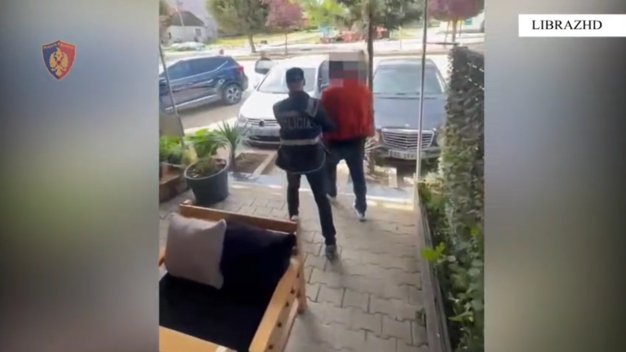 Lokalin e ktheu në bazë për shitjen e drogës  arrestohet 32 vjeçari në Prrenjas  Sekuestrohen kokainë dhe shuma parash