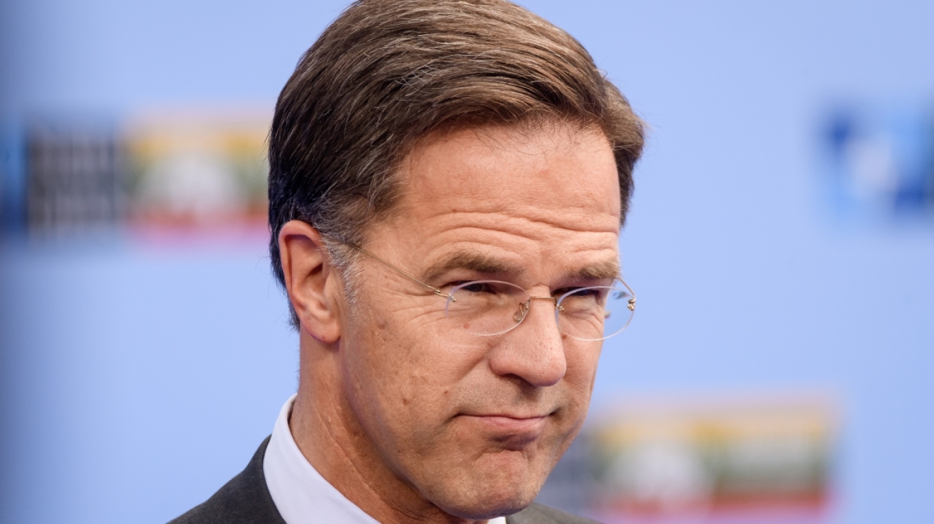 vendimi-i-trump-per-terheqjen-e-5-000-trupave-nga-gjermania-rutte-evropianet-e-kuptuan-mesazhin