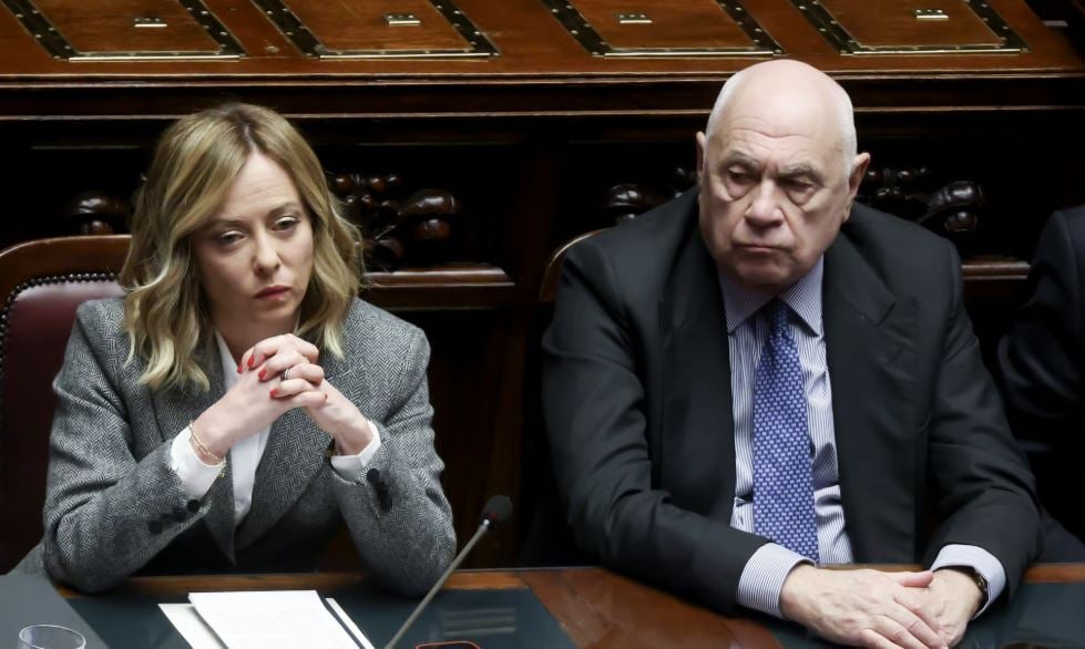 Skandali  Bunga Bunga  trondit sërish Italinë  falja e ish politikanes ndez krizë të re politike në qeverinë Meloni