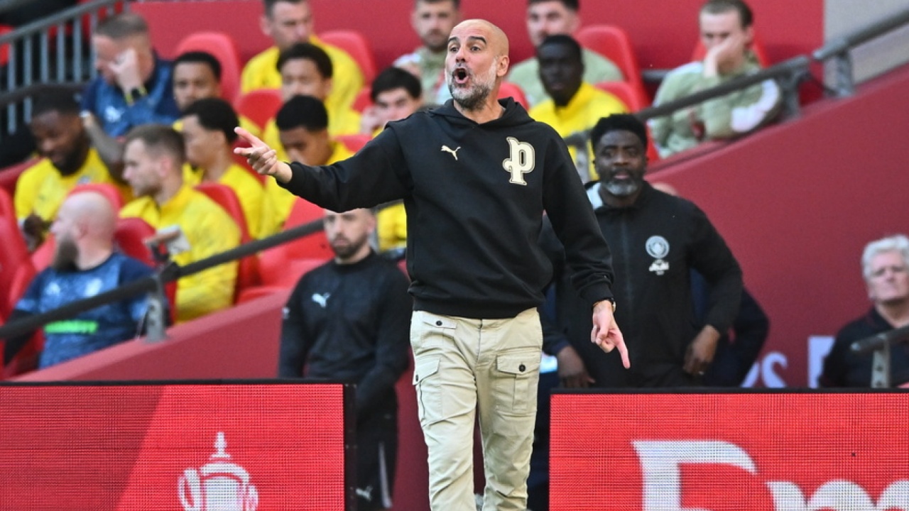 guardiola-i-dorezuar-titulli-tani-eshte-ne-duart-e-arsenalit