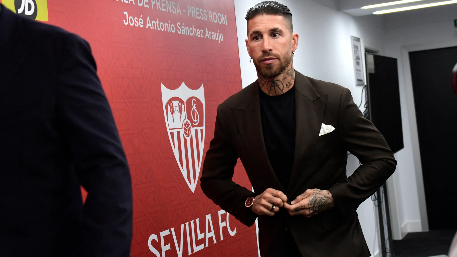 Marrëveshje e finalizuar  ish mbrojtësi Sergio Ramos blen klubin e Sevillas për 450 milionë euro