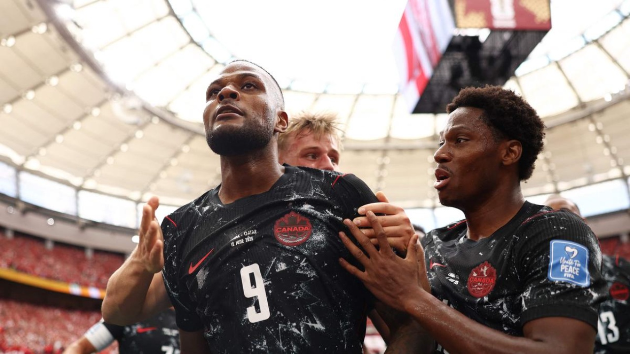 Nuk ka mëshirë në Botëror  6 gola në portën e Katarit  një autogol dhe dy të kuq vulosin natën e çmendur 