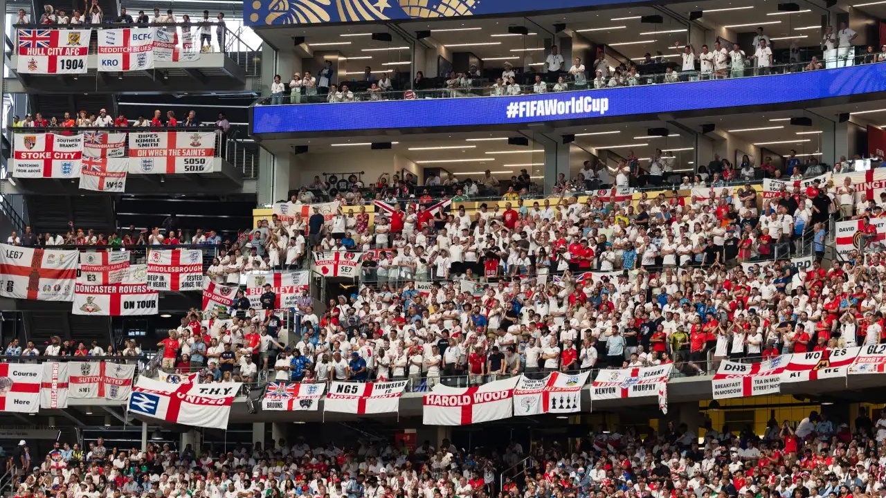 Skandali me tifozët dhe ankesa e pazakontë e Tuchel  Çfarë ndodhi në fitoren e Anglisë në Botëror 