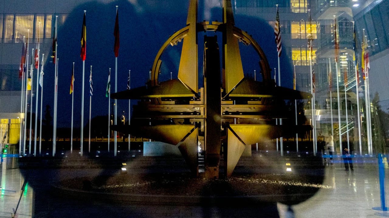 samiti-i-ankarase-pozitive-per-ukrainen-diplomatet-e-nato-s-per-politico-miliarda-dollare-per-arme-dhe-mbeshtetje-te-re