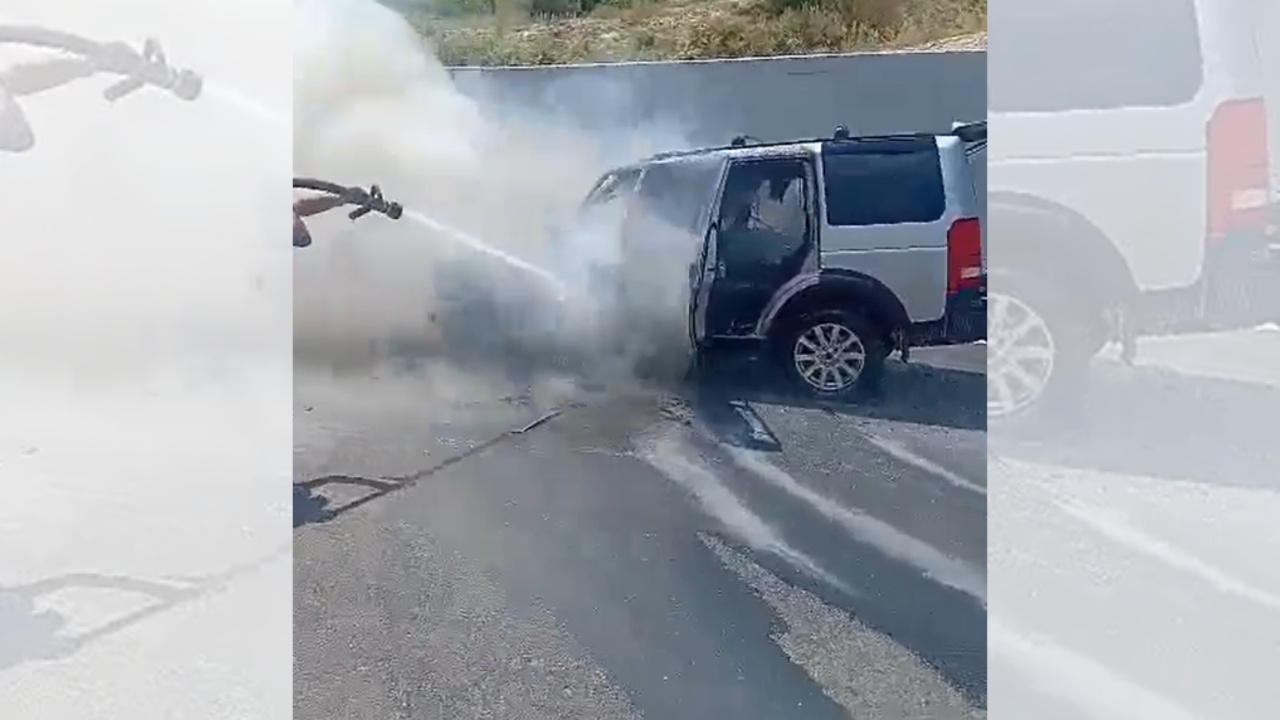 Automjeti përfshihet nga flakët në Llogara  motori i makinës në zjarr teksa ecte në rrugë  Detajet e para