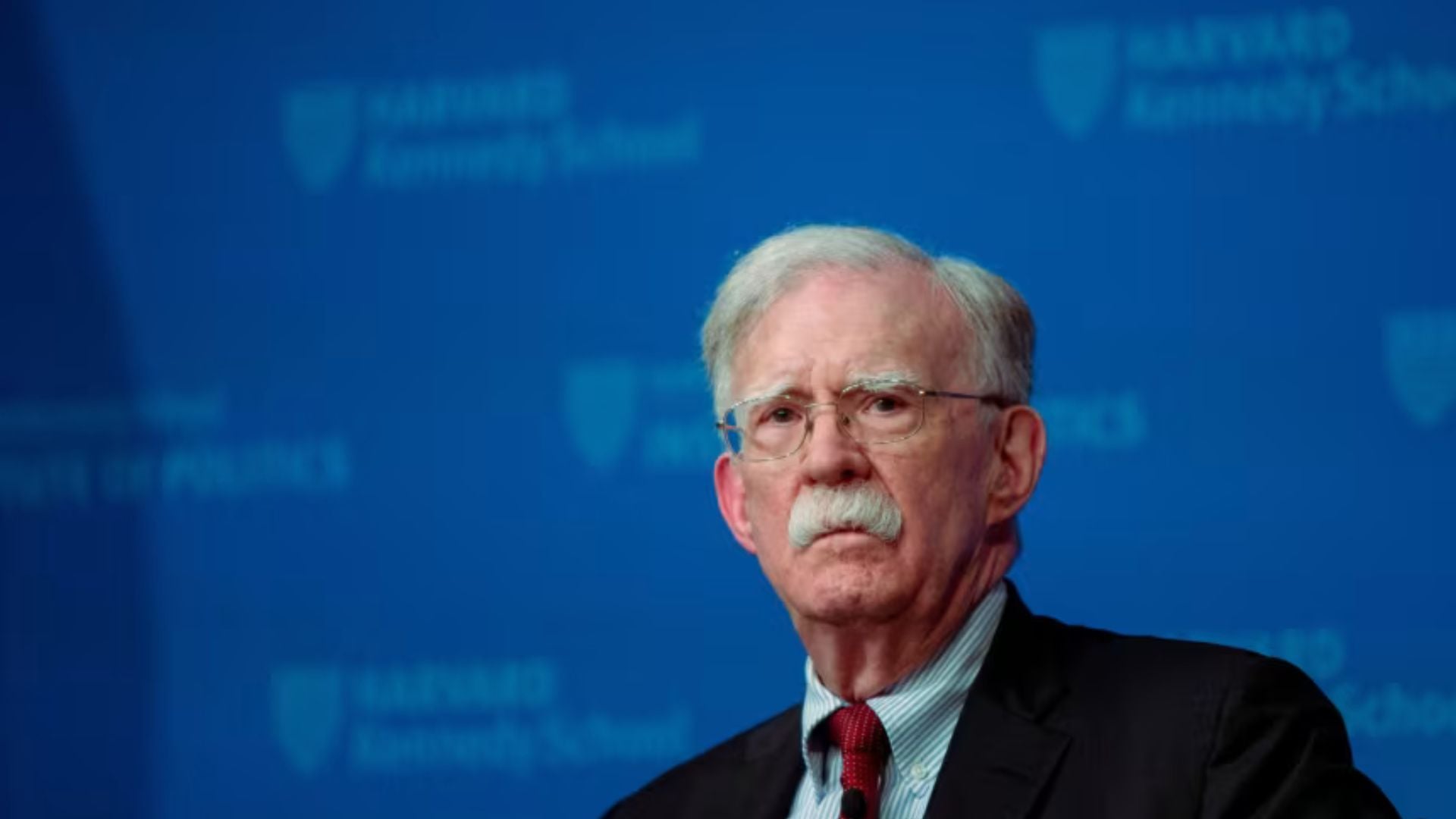 Ndau informacione të klasifikuara me vajzën dhe gruan e tij  John Bolton arrin marrëveshje me autoritetet  do pranojë fajësinë