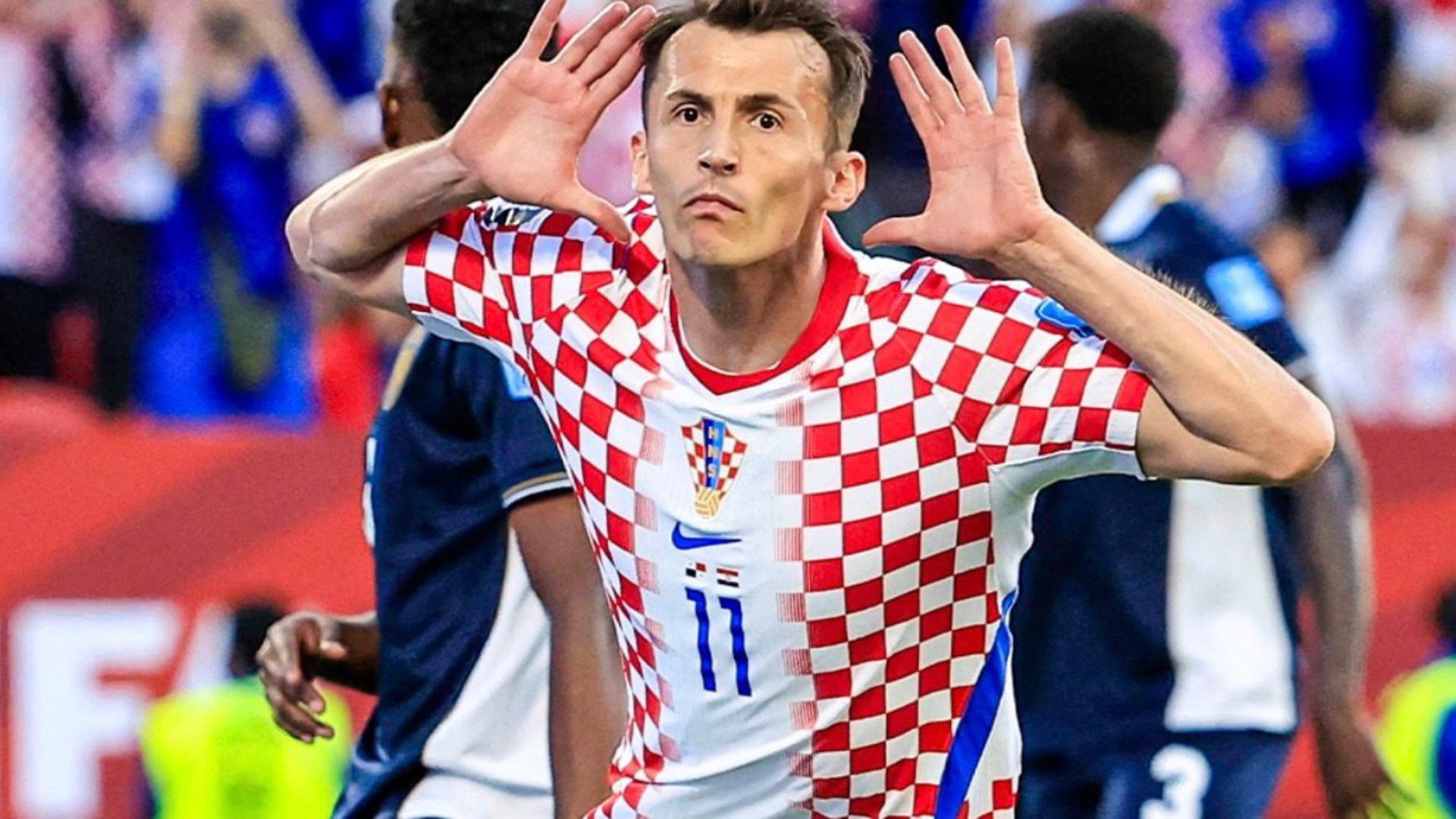 kroacia-mban-gjalle-endrren-e-boterorit-budimir-fundos-panamane-dhe-feston-ndeshjen-historike-te-modrić