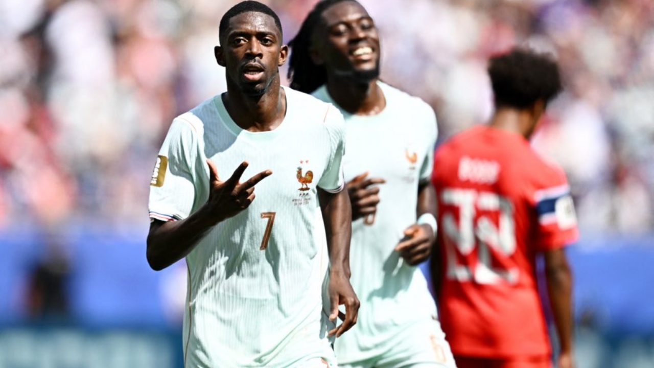 Ousmane Dembele sfidon historinë  mund të bëhet futbollisti i parë që kompleton dy herë  triologjinë e artë 