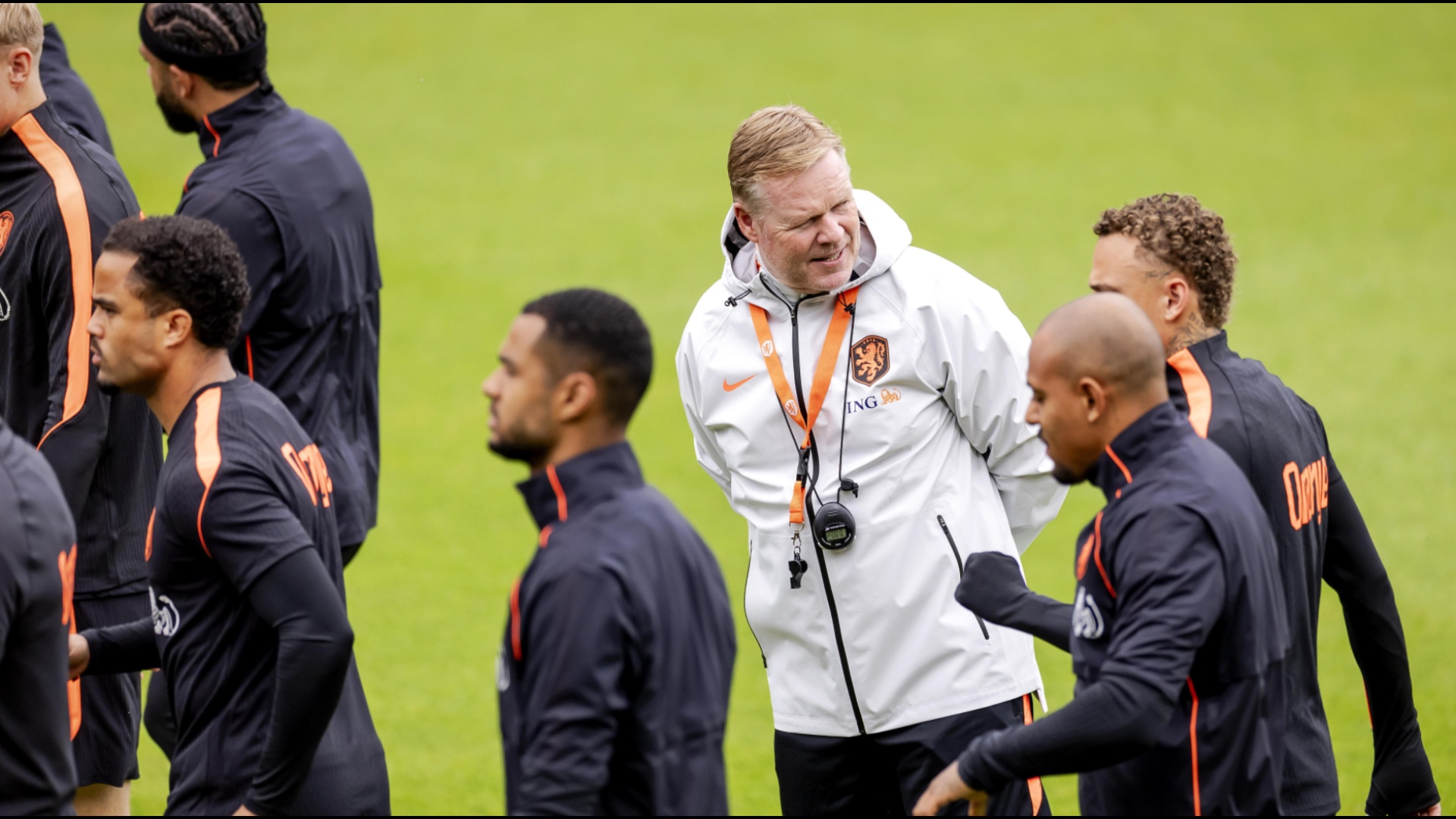 holanda-lajme-te-keqija-per-koeman-kampioni-i-premier-league-humbet-boterorin