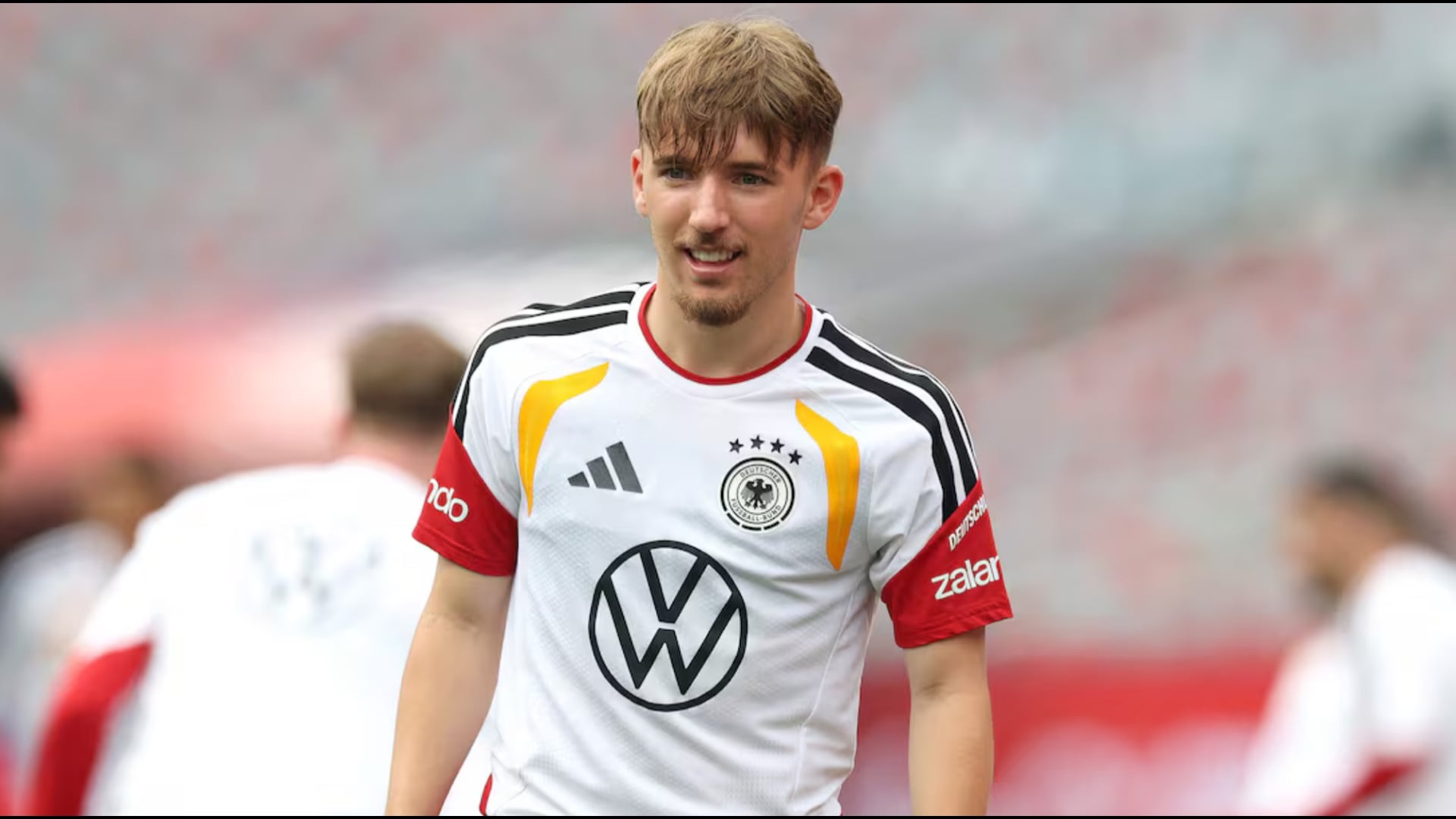 alarm-te-gjermania-ne-prag-te-boterorit-demtohet-talenti-i-bayernit-te-mynihut-nagelsmann-i-shqetesuar