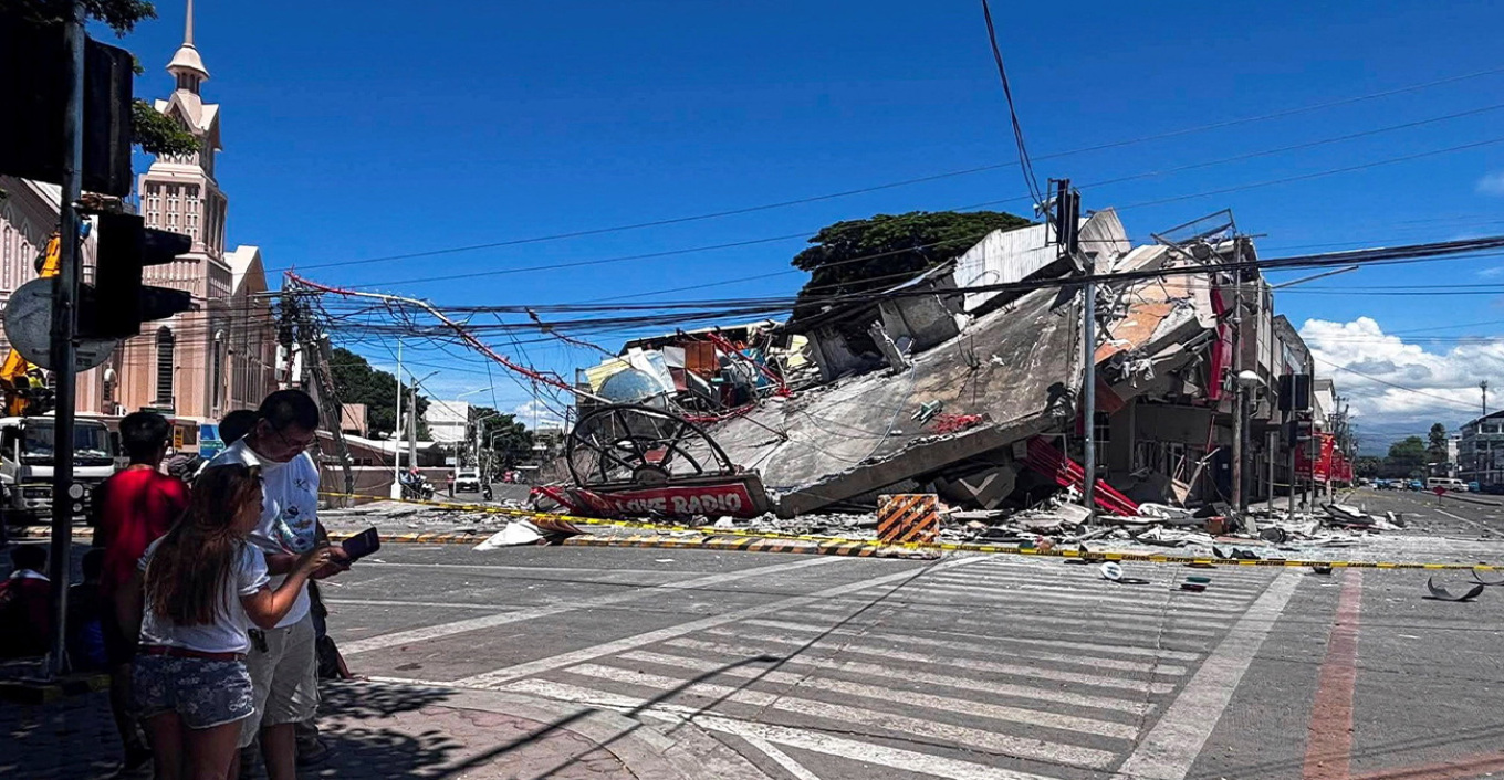 thellohet-bilanci-32-te-vdekur-dhe-200-te-plagosur-nga-termeti-me-magnitude-7-8-ne-filipine