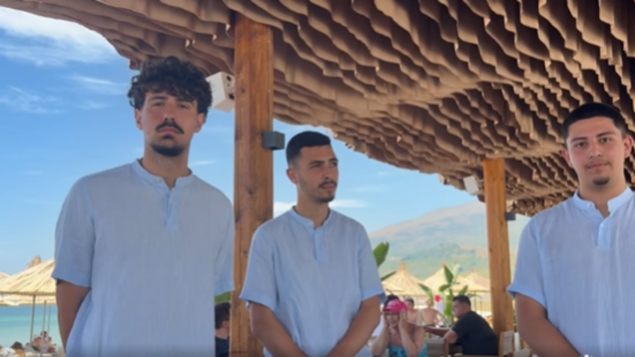  1 mijë euro rroga dhe 50 euro bakshishe dita   Rama ndan bisedën me kamarierët në Radhimë  Në Shqipëri nuk ka paga më të ulëta se në Greqi për turizmin