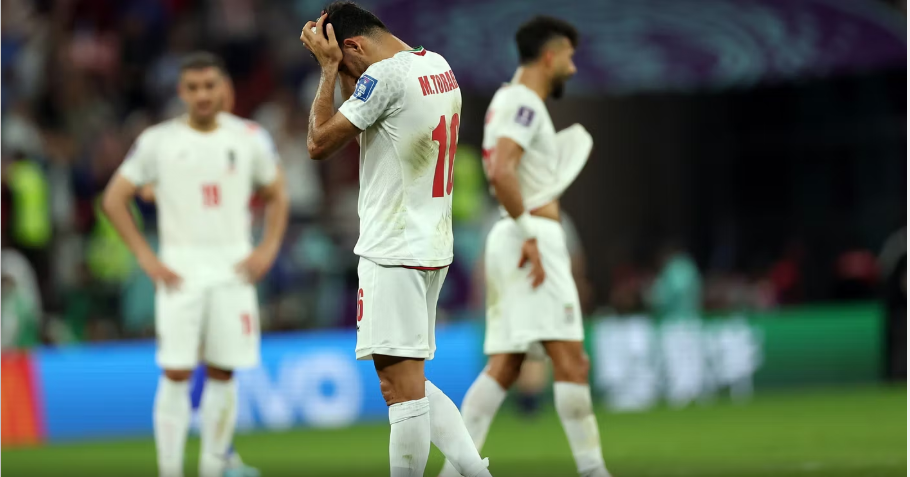 Çudia me vizat për kombëtaren e Iranit  Torabi rrezikon të humbasë ndeshjet e radhës në Botëror  i ka skaduar leja e qëndrimit