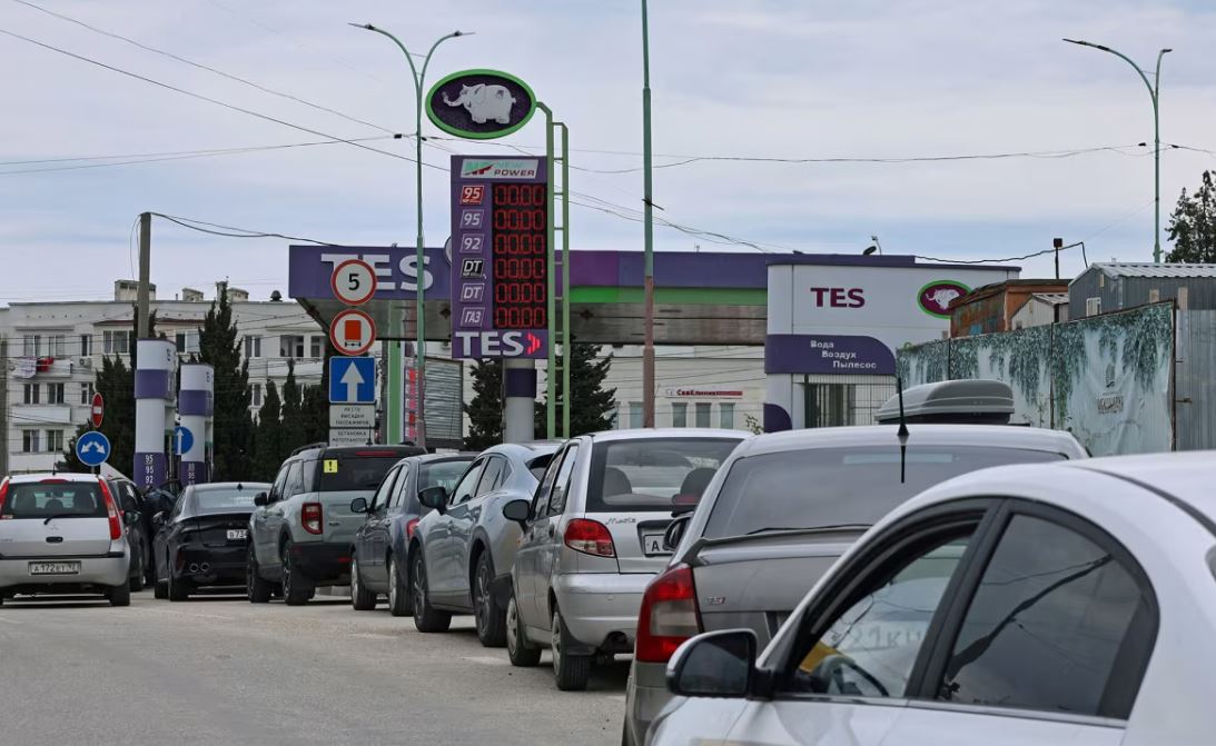 Ukraina godet infrastrukturën energjetike në Krime  ndërprerje të mëdha në Sevastopol dhe rritet tensioni në gadishull