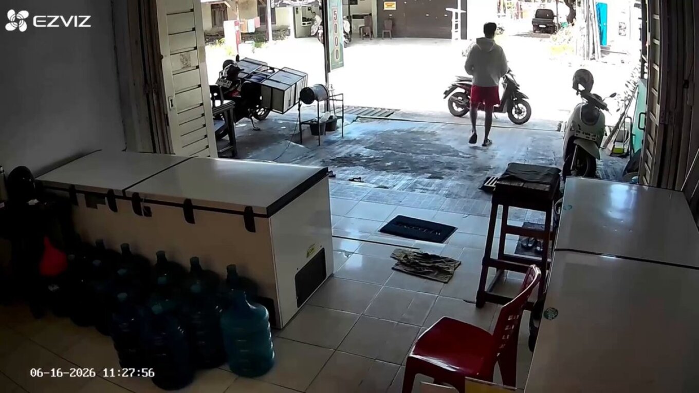 Tërmet me magnitudë 6 7 në Indonezi  lëkundje të forta në ishullin Sulawesi