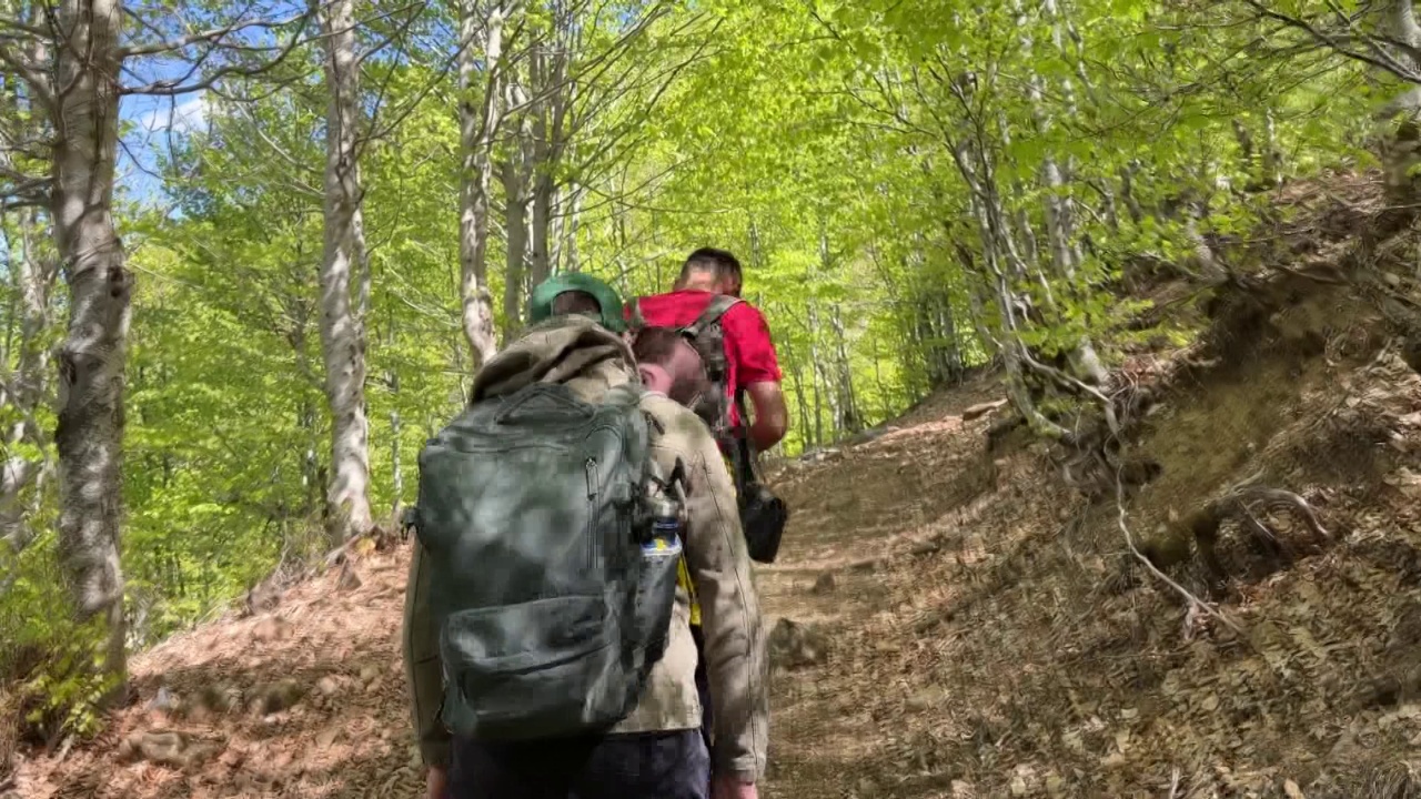 Alpet magjepsin turistët  Nga Kanadaja në Kelmend  vizitorët zbulojnë bukuritë e maleve te veriut