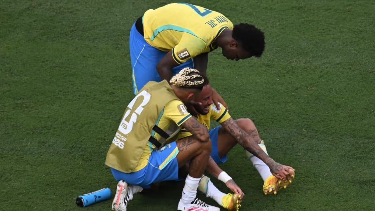 Eliminimi i turpshëm i Brazilit nga Kupa e Botës  avioni i kombëtares kthehet në Rio De Janeiro me vetëm një lojtar