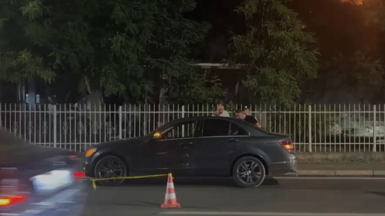 Zjarri në Shëngjin  shpërthim brenda vatrës së flakëve  plagoset pasagjeri i një makine që po kalonte aty pranë
