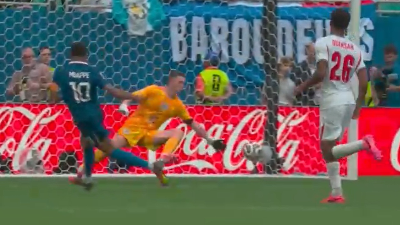 Live Francë Angli  Super Mbappe  kapiteni shënon për herë të dytë dhe rihap sfidën  Video 
