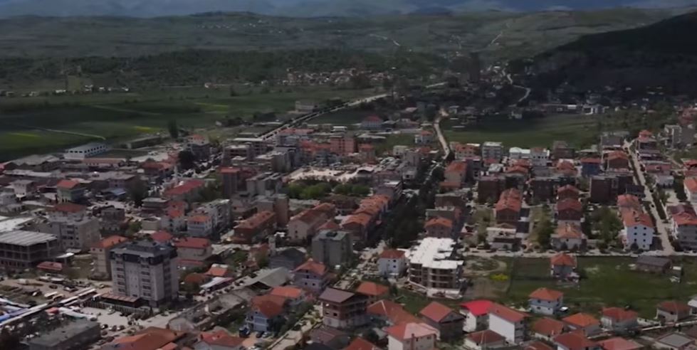 Përrenjasi nuk e do Librazhdin  organizojnë peticion protestë kundër idesë së bashkimit në një bashki të vetme