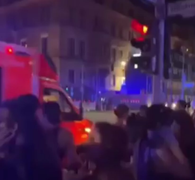 Makina përplas turmën gjatë Marshimit të Krenarisë në Berlin, raportohet për të plagosur