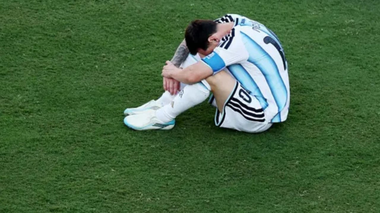Messi nuk shkëlqen në finalen e Botërorit  vetëm një gjuajtje në 120 minuta nga kapiteni argjentinas  Ja nota e  Pleshtit  nga Sofascore