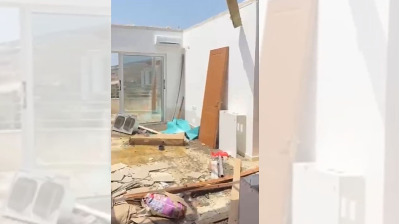 Stuhia në Sarandë   Fluturon  çatia në një pallat 12 katësh  4 familje mbesin pa strehë