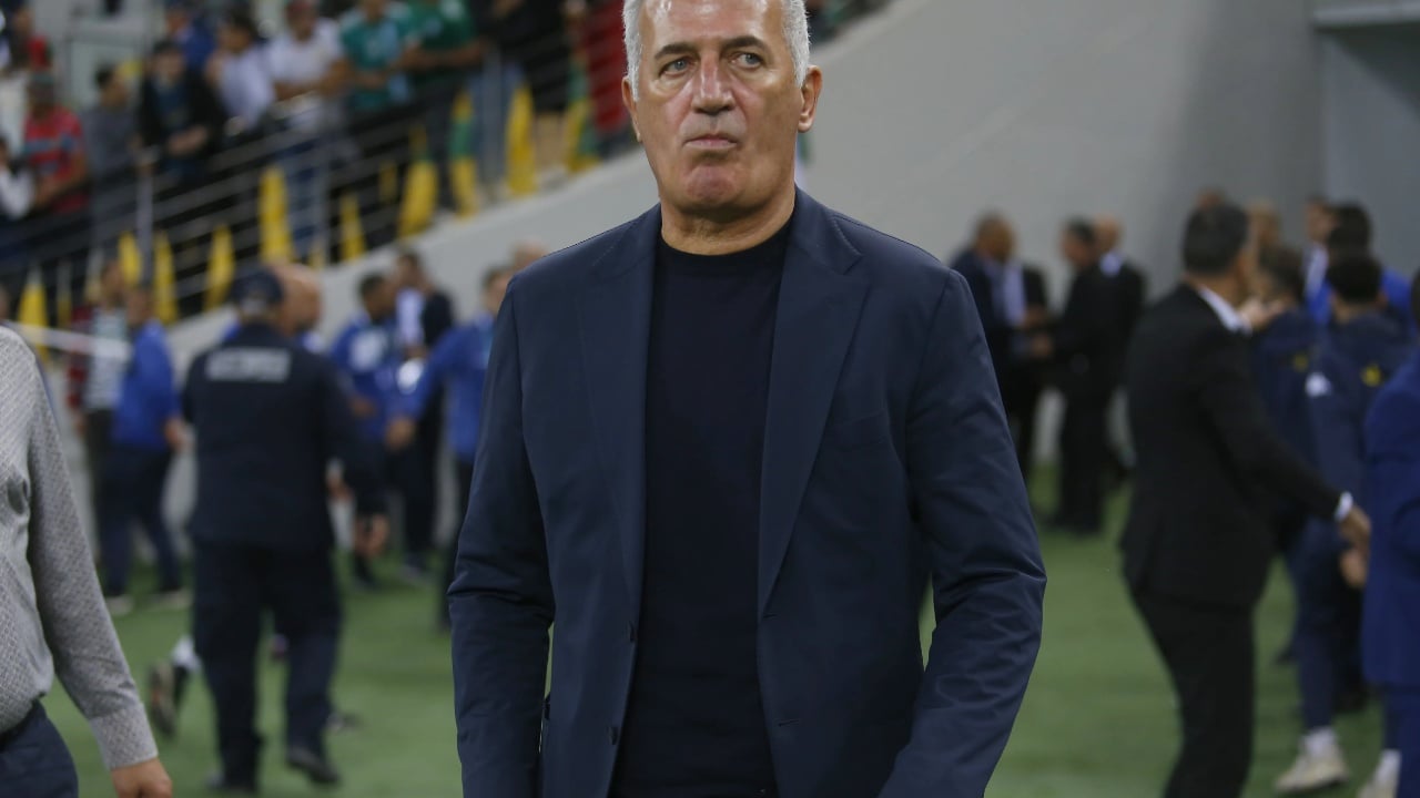 Eliminimi në Botëror nga ish skuadra e tij i kushton shtrenjtë  trajneri i njohur shumë pranë shkarkimit