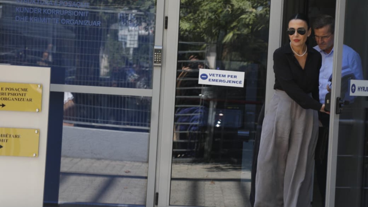 Foto nga burimi: Dosja “Balluku”/ 31 të pandehur para drejtësisë, gjithë emrat e biznesmenëve dhe kompanive në