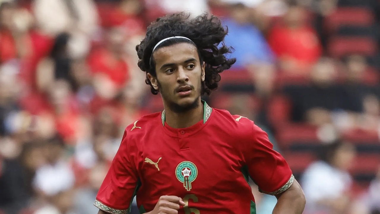 ayyoub-bouaddi-drejt-manchester-cityt-arrihet-marreveshja-per-kontrate-deri-ne-vitin-2031