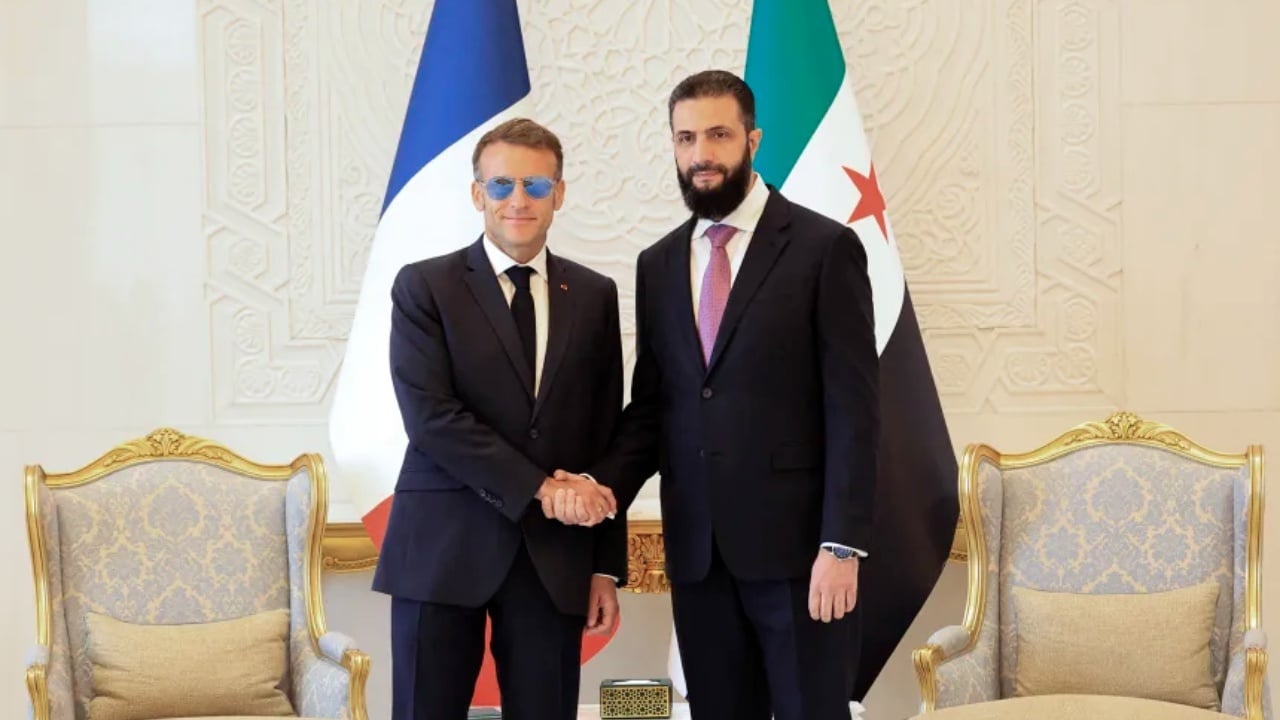 shperthim-prane-hotelit-ku-qendroi-macron-ne-damask-18-te-plagosur-gjate-vizites-se-tij-ne-siri