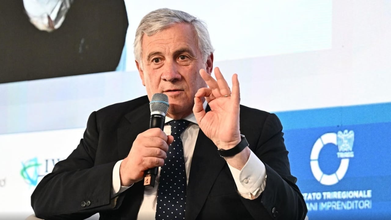 Rusia dëbon atasheun ushtarak italian nga Moska  Tajani  Akt hakmarrjeje pas zbulimit të spiunëve rusë