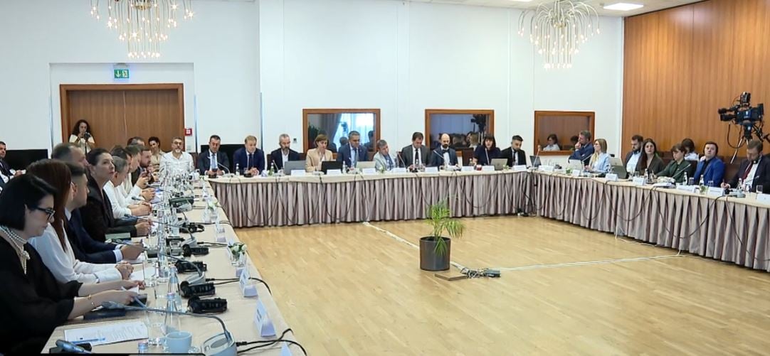Debati për reformën zgjedhore, KQZ kërkon rregulla më të forta. Zbulohen kërkesat e PS dhe PD
